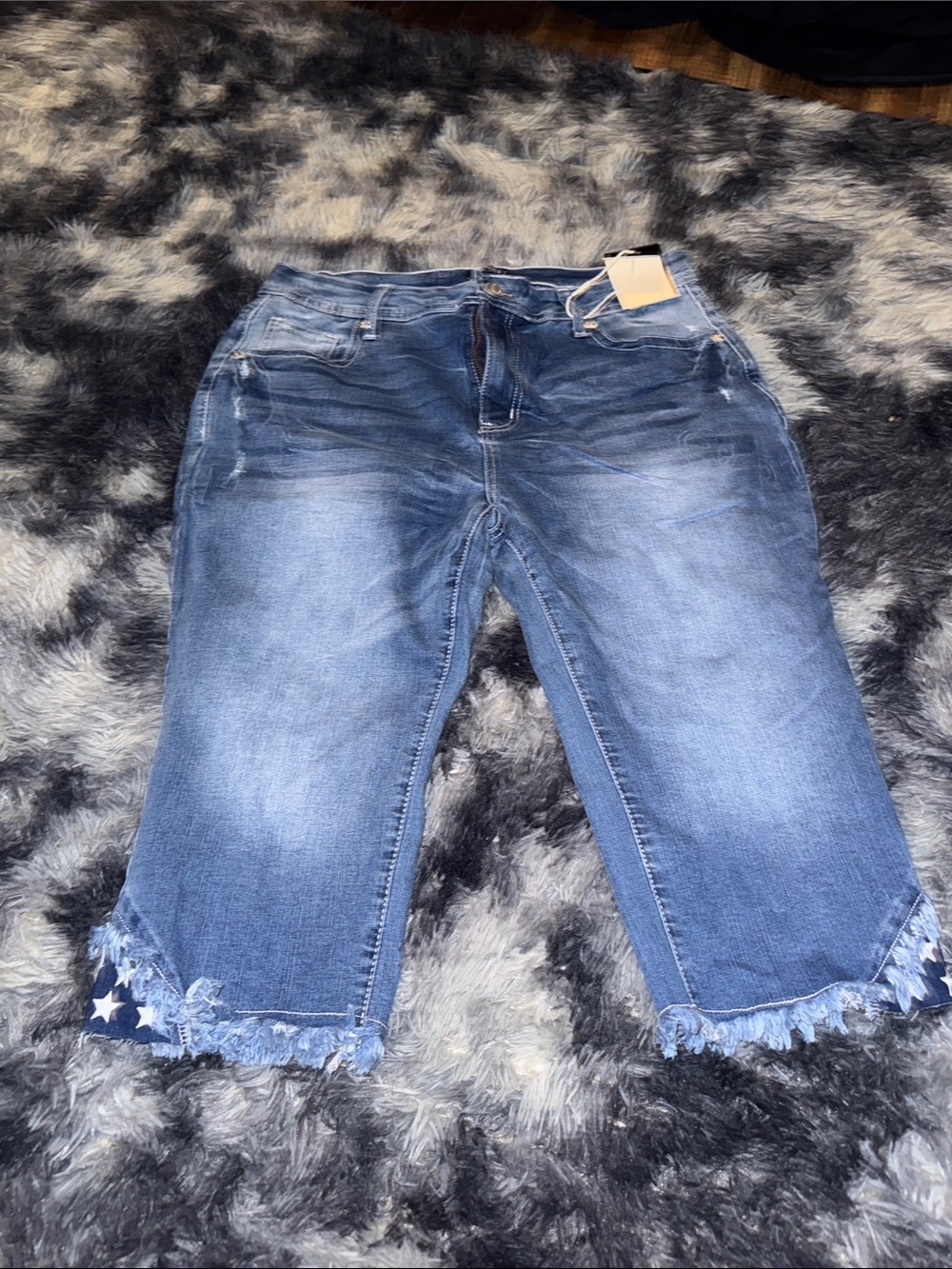 Flamingals Star-Hem Cropped Women's Jeans